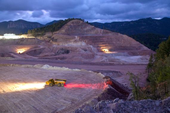 Responsible Gold Mining image